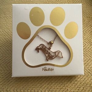 Gold tone Dachshund Necklace 18” chain. New with packaging. “Peanut”